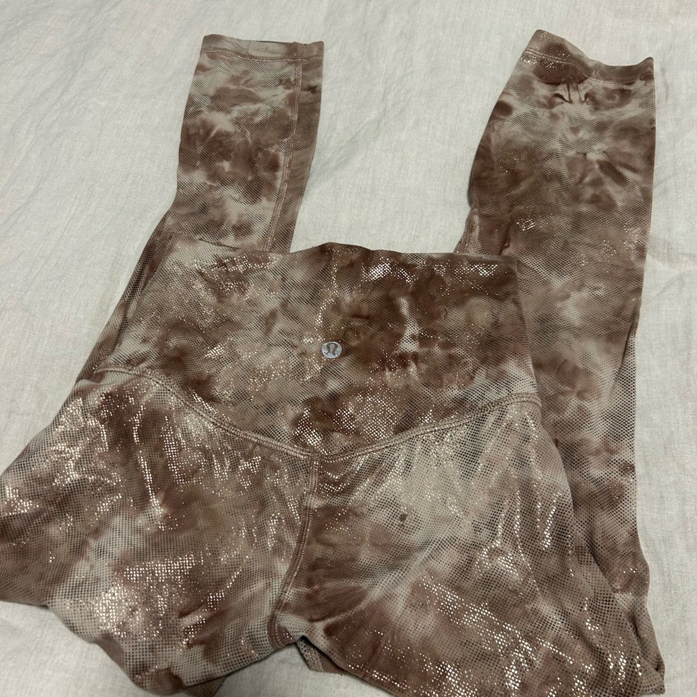Lululemon champagne align high waisted leggings 21 inch - Picture 3 of 6